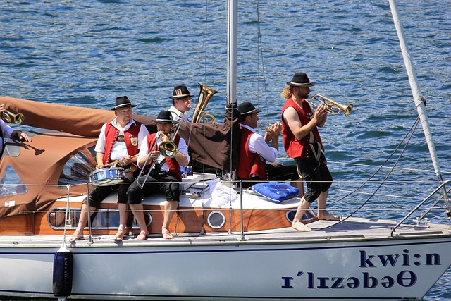 极强的适应 极强的适应